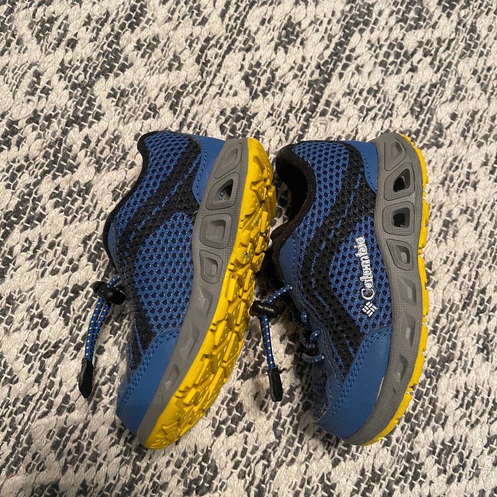Columbia hiking water shoes toddler